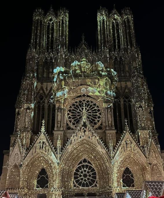 Ferienwohnung Hermes - Reims En Grand Exterior foto